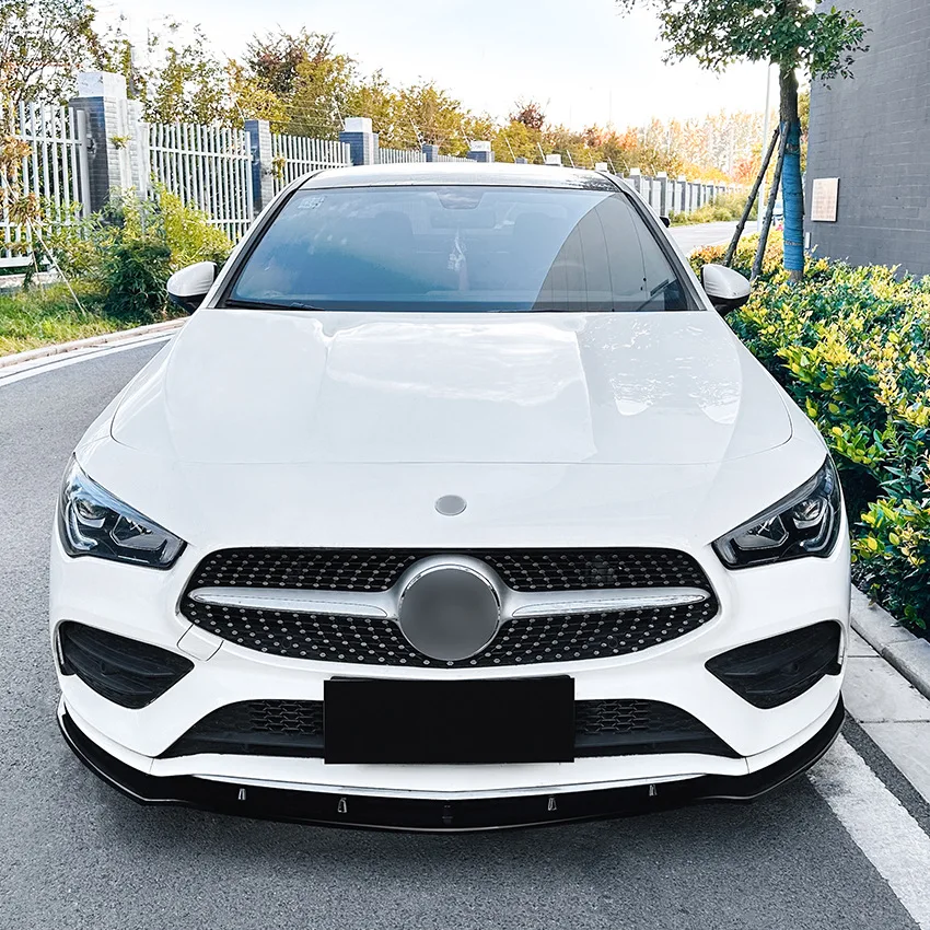 Mercedes CLA W118 Estilo AMG Negro Brillo Lip Frontal (2019-2023)