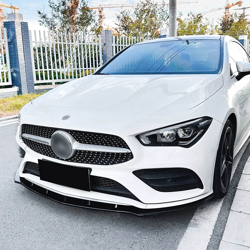 Mercedes CLA W118 Estilo AMG Negro Brillo Lip Frontal (2019-2023)