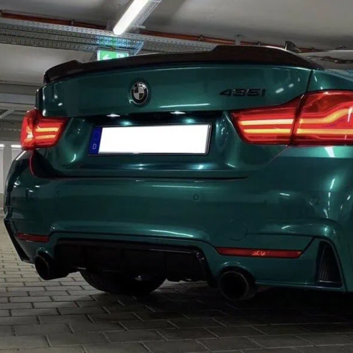 BMW Serie 4 F33 / M4 F83 Convertible Prepreg de Carbono Estilo CS Spoiler Trasero por OPTIC (2014-2019)