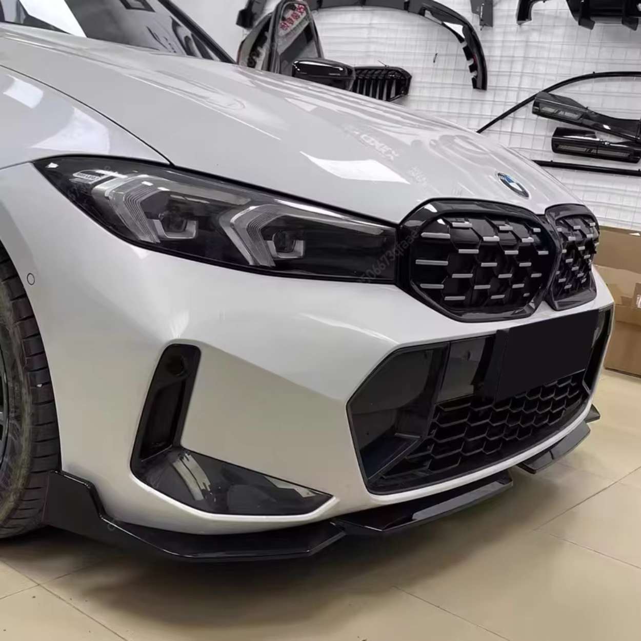 BMW Serie 3 G20/G21 LCI M-Sport Estilo MP Lip Frontal Negro Brillo (2022+)