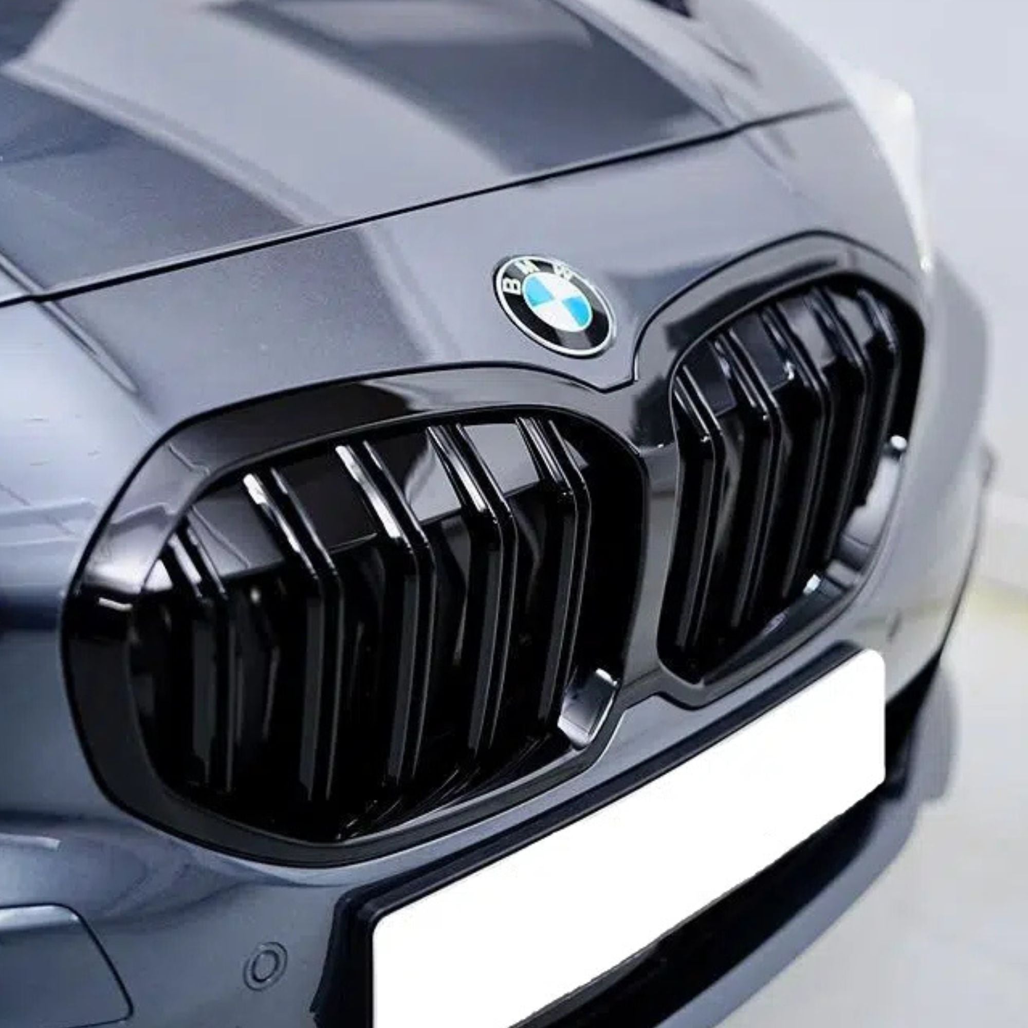BMW Serie 1 F40 Negro brillante Parrilla de doble lama (2019-2024)