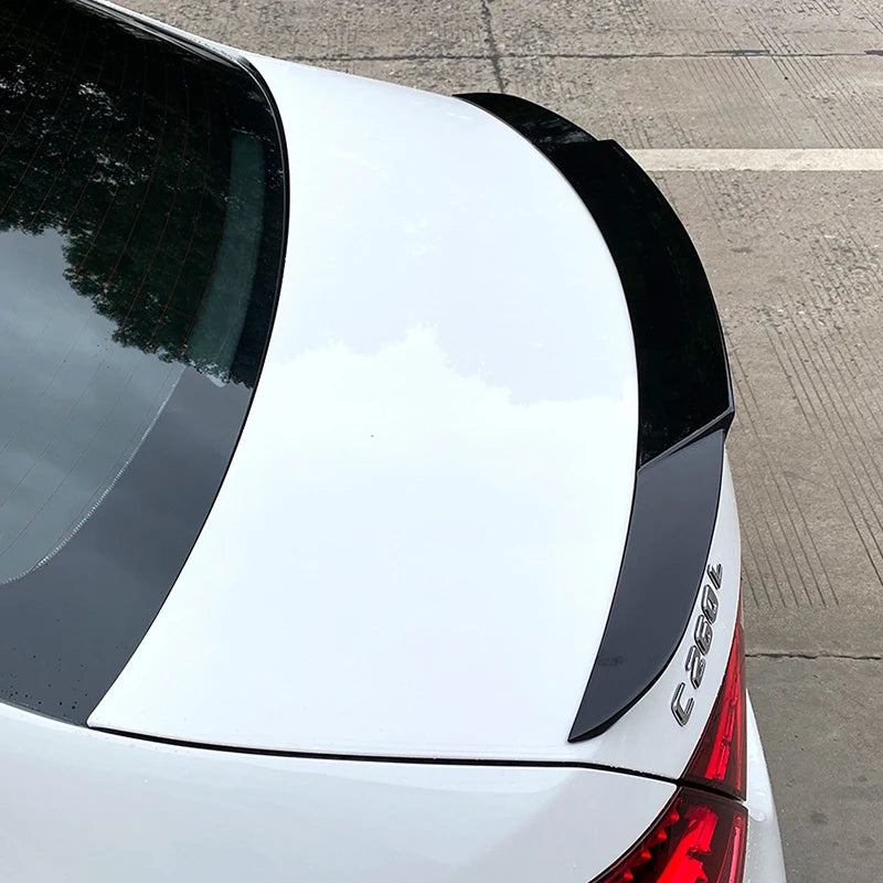 Mercedes Clase C W206 Sedán Negro Brillo Estilo Brabus Spoiler Trasero (2022+)