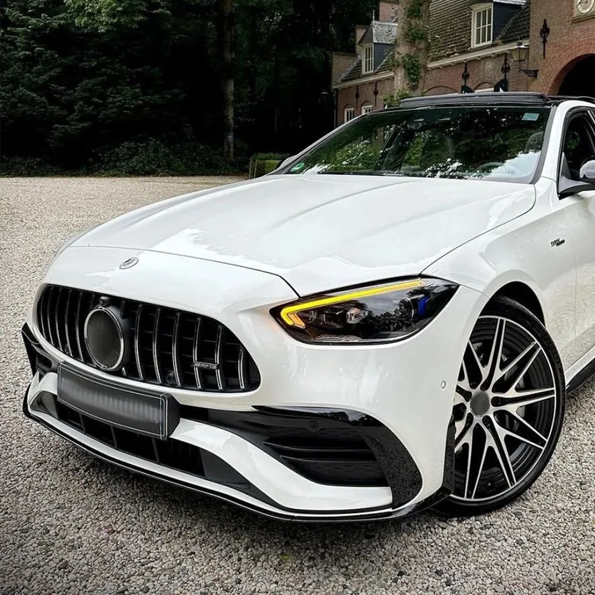 Mercedes Clase C W206 Estilo AMG Negro Brillo Lip Frontal (2022+)