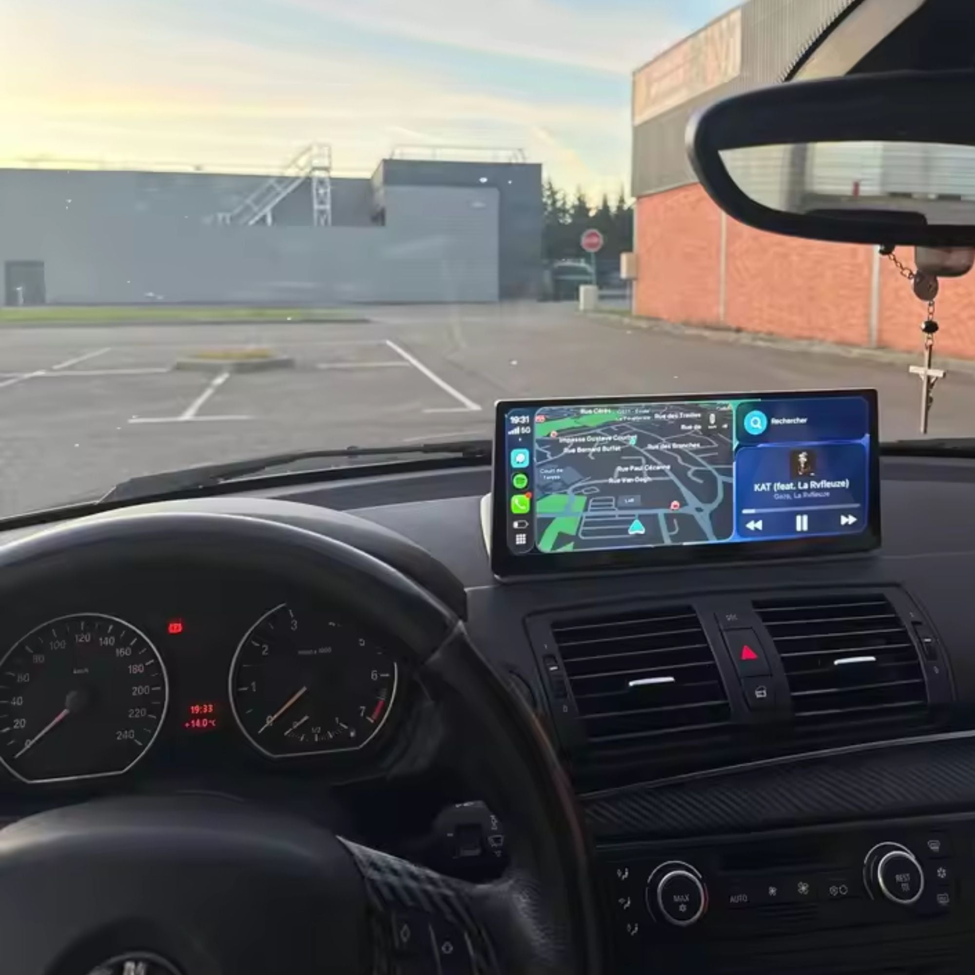 BMW Serie 1 E81/E82/E87/E88 | 12.3" Pantalla Táctil Apple CarPlay/Android Auto | (2004-2012)